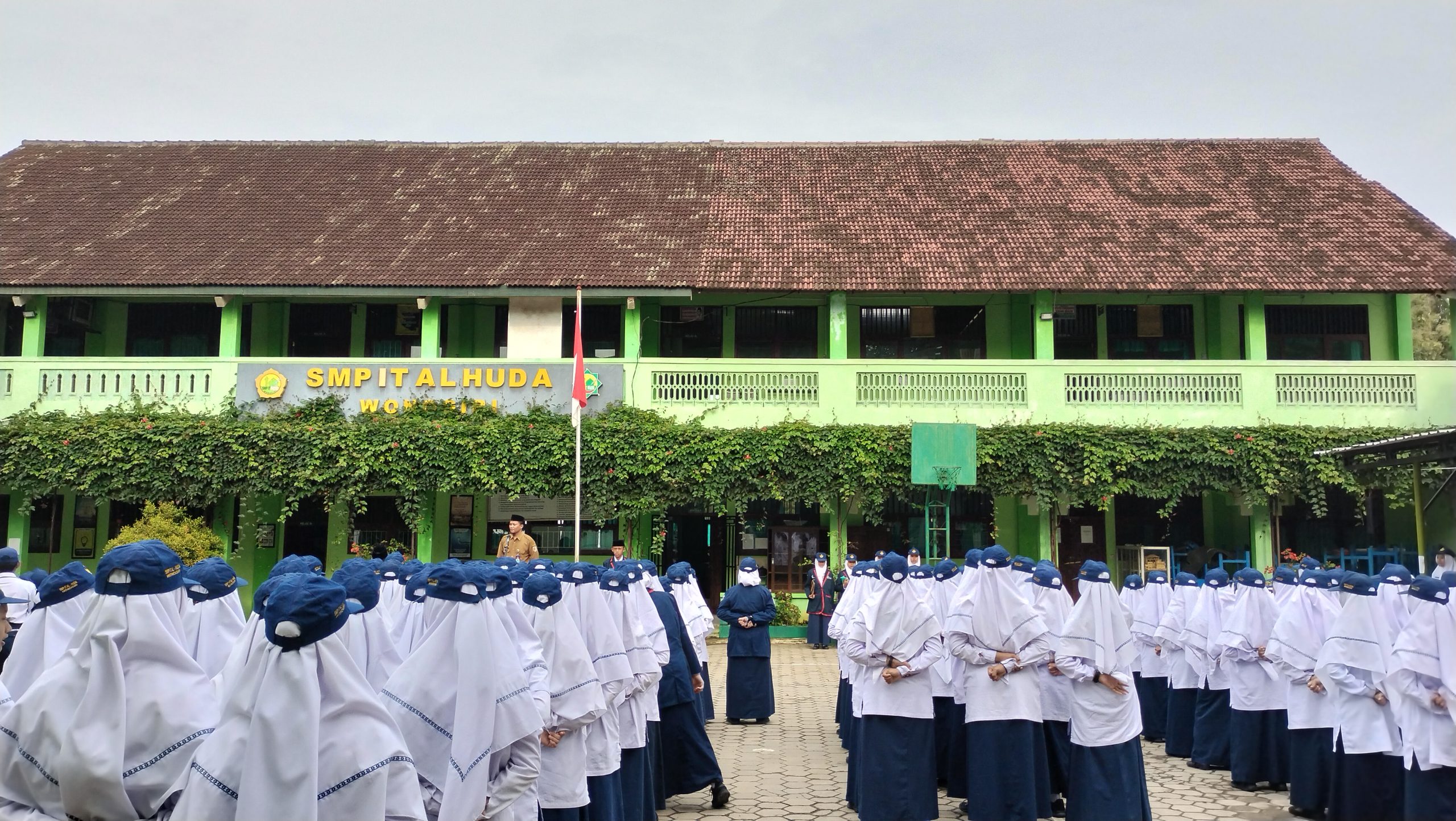Upacara Bendera Merah Putih Dan Sosialisasi OSIS Masa Bakti 2023