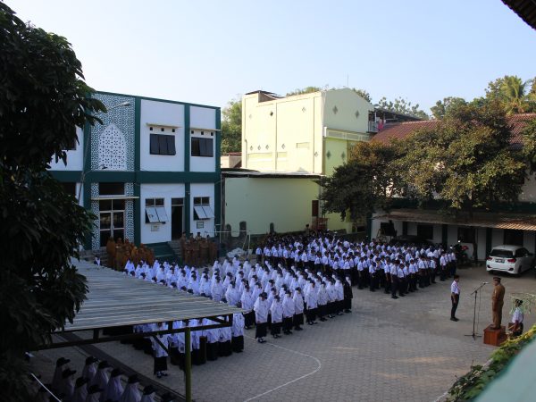 Upacara Hari Senin Rutin