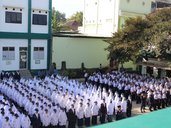Upacara Bendera Dalam Rangka HUT RI Ke-78 dan Kegiatan Lomba!