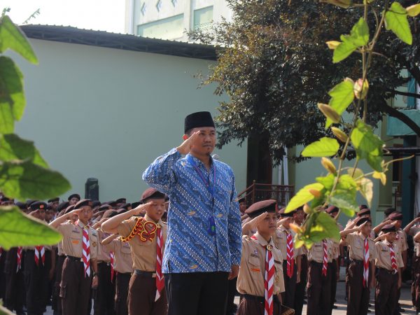 Upacara Memperingati Sumpah Pemuda