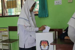 Pemilu calon ketua OSIS Espida